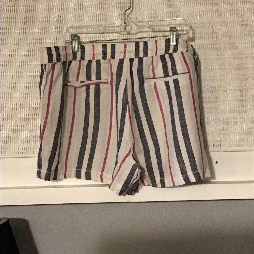 Time and Tru Women’s Blend Linen Shorts - Picture 4 of 6
